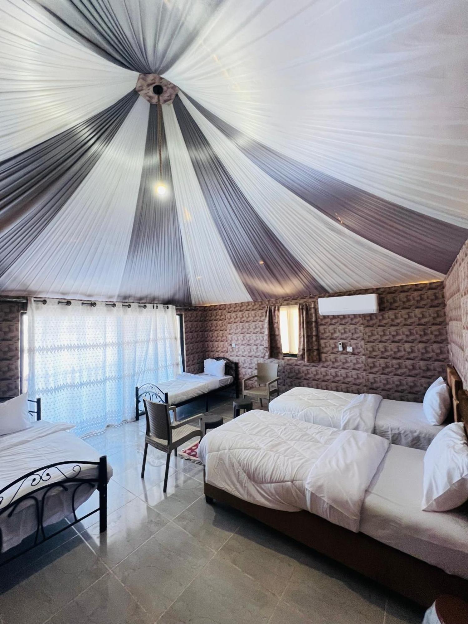 Abdullah Luxury Camp Apartment Wadi Rum Exterior photo