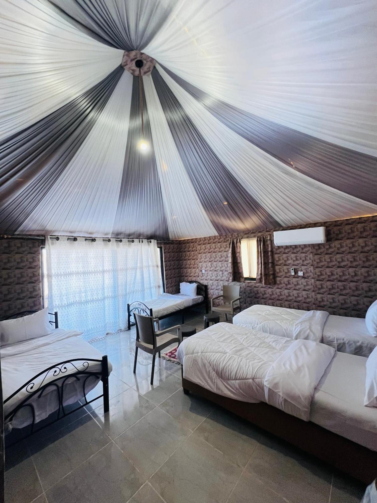 Abdullah Luxury Camp Apartment Wadi Rum Exterior photo