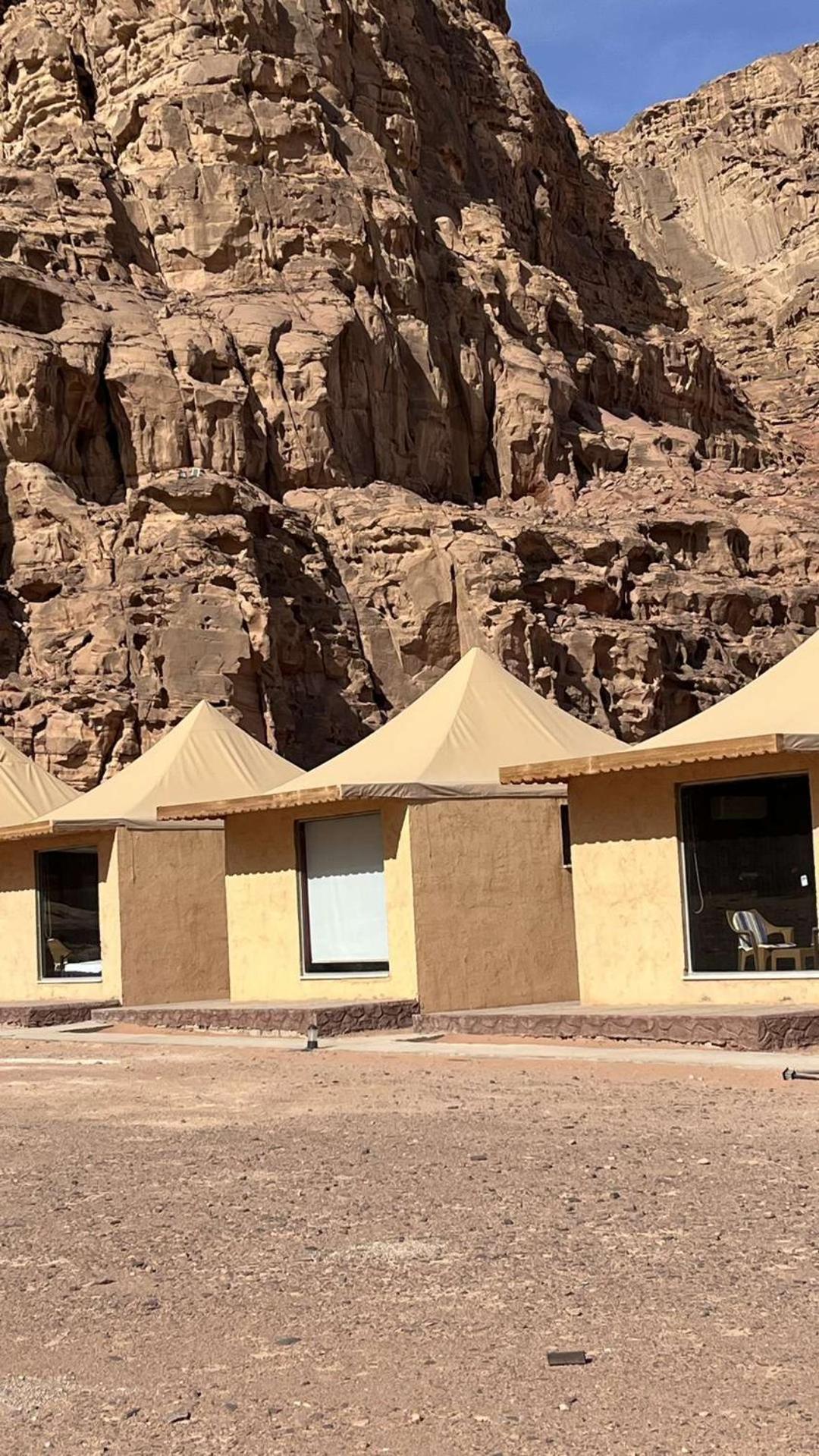 Abdullah Luxury Camp Apartment Wadi Rum Exterior photo